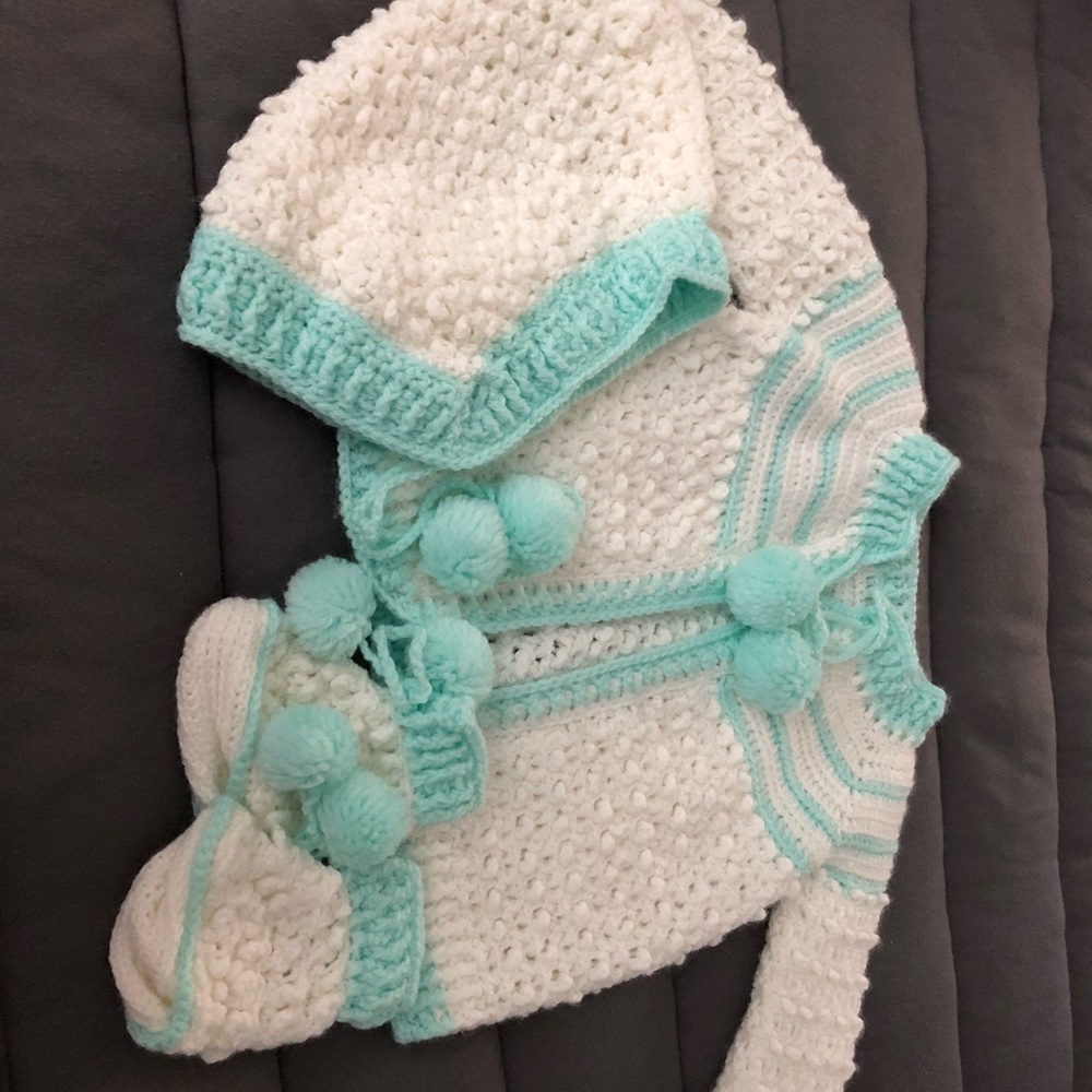Baby sweater set..brand new